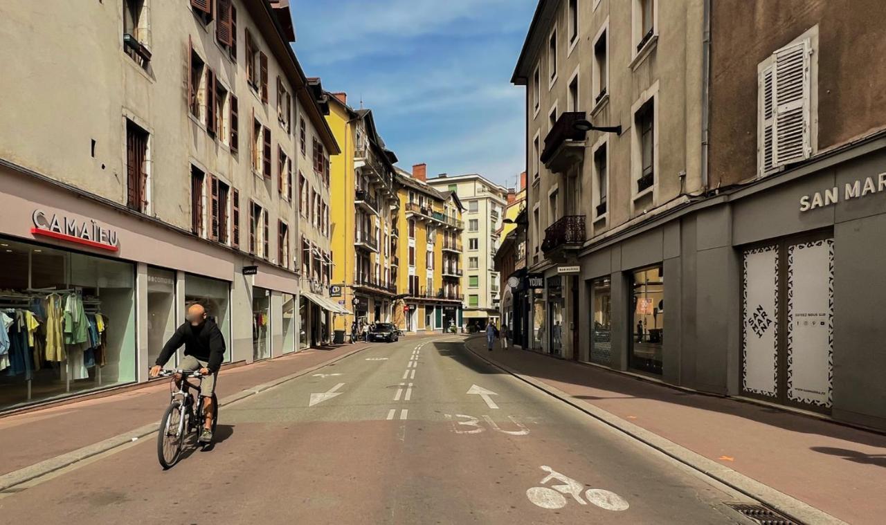 Couttet Champion Romantique Proche Gare Annecy Exterior foto